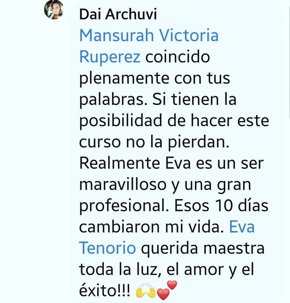 Comentario de una alumna recomendando el curso